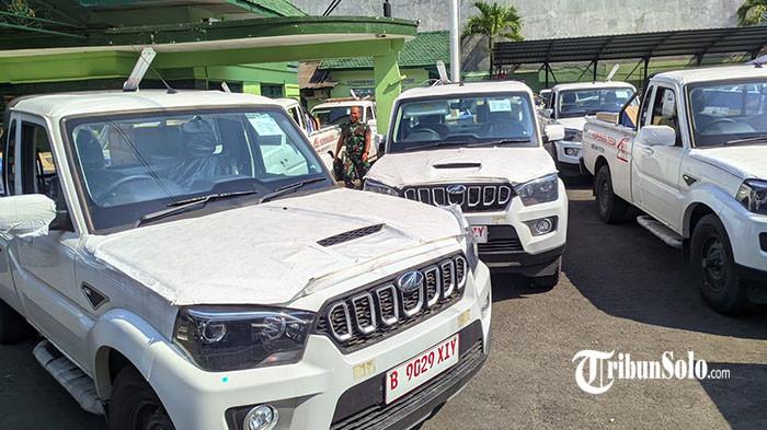 MOBIL KDMP - Mobil pick up untuk operasional KDMP di Wonogiri. Distribusi mobil pick up Koperasi Desa Merah Putih (KDMP) Wonogiri resmi dimulai di Kodim 0728/Wonogiri, Sabtu (18/4/2026).
