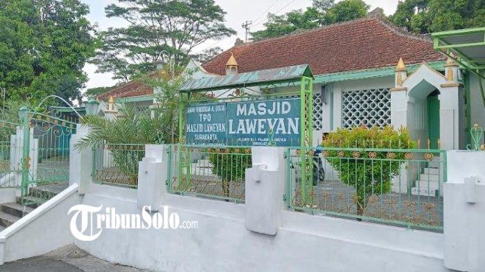 WISATA RELIGI DI SOLO - Masjid pertama di Kota Solo, Masjid Laweyan berlokasi di Jalan Liris No.1, Belukan, Pajang, Kec. Laweyan, Kota Surakarta, Jawa Tengah.