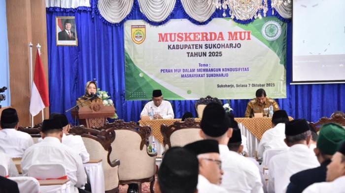 Musyawarah sukoharjo dihadiri etik suryani acara dengan mui