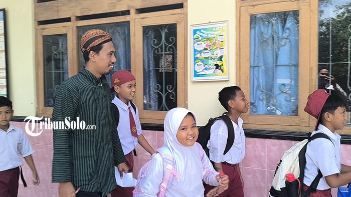 Kisah Wakhid Guru