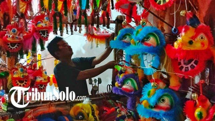 Diusir Satpol PP di Pasar Gede, Pedagang Barongsai Asal Cirebon Mau Ngadu ke Gibran Tapi Bingung