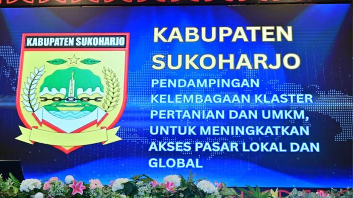 Pemkab Sukoharjo meraih penghargaan kategori optimalisasi potensi  2