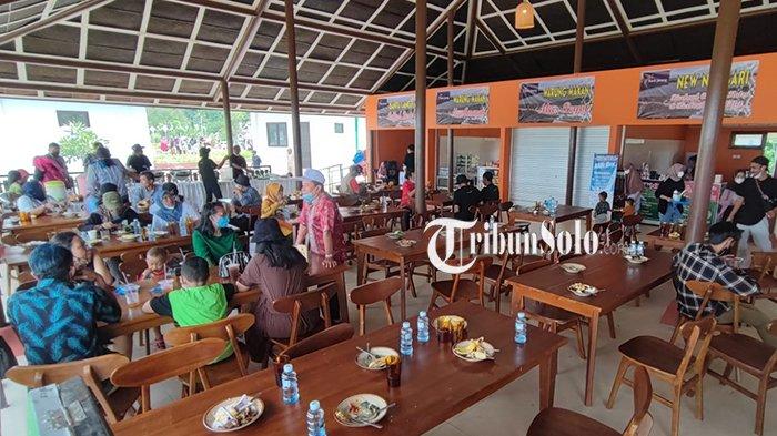 Plaza Kuliner Nyi Ageng Rakit Di Kawasan Wisata Rowo Jombor Resmi Dikelola Pemerintah Kabupaten Klaten.