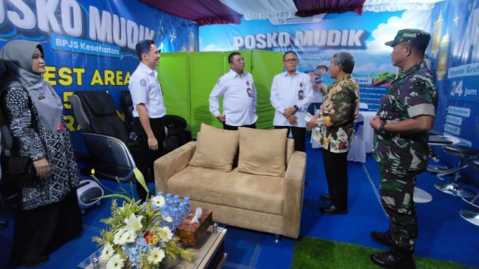 Posko Mudik setiap periode Lebaran sebagai bentuk komitmen BPJS Kesehatan dalam memberikan kemudahan akses layanan bagi peserta JKN yang melakukan perjalanan mudik.