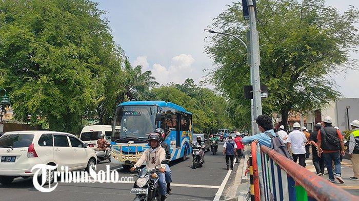 Alasan Gibran Dukung Tol Lingkar Timur-Selatan : Kajian Tahun 2031 Lalu Lintas Solo Bakal Stag