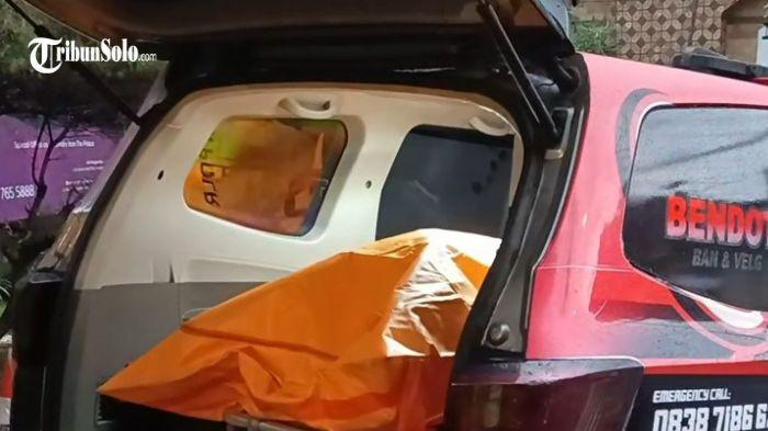 Pria Ditemukan Meninggal di Halaman Hotel Paragon Jauh dari Kerabat, Diduga Baru Tiba di Solo