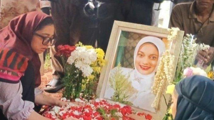 Alasan Marissa Haque Minta Dimakamkan di TPU Tanah Kusir Diungkap oleh Chiki Fawzi