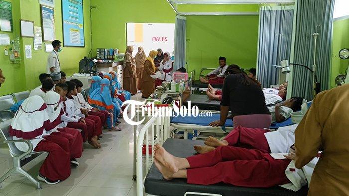 Diduga Keracunan Makanan, Puluhan Siswa SD di Andong Pusing hingga Muntah Usai Minum Susu Kedelai