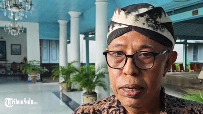 Putra Pakubuwono XII, KGPH Suryo Wicaksono saat ditemui