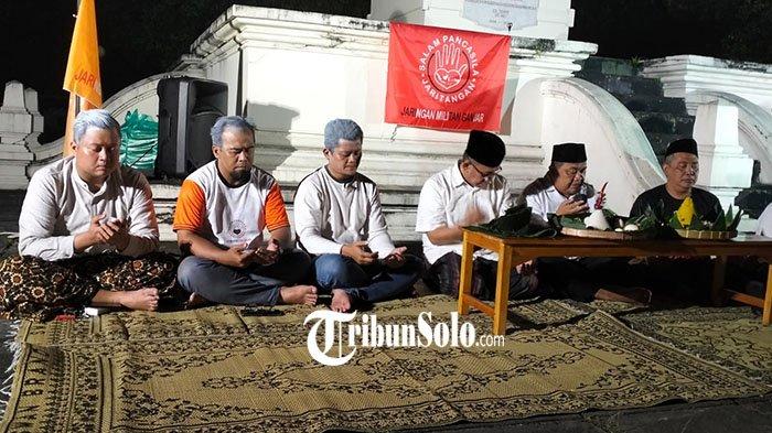 Jaritangan, Relawan Pendukung Ganjar Capres 2024 : Restu Mega Turun, Langsung Syukuran di Tugu Lilin