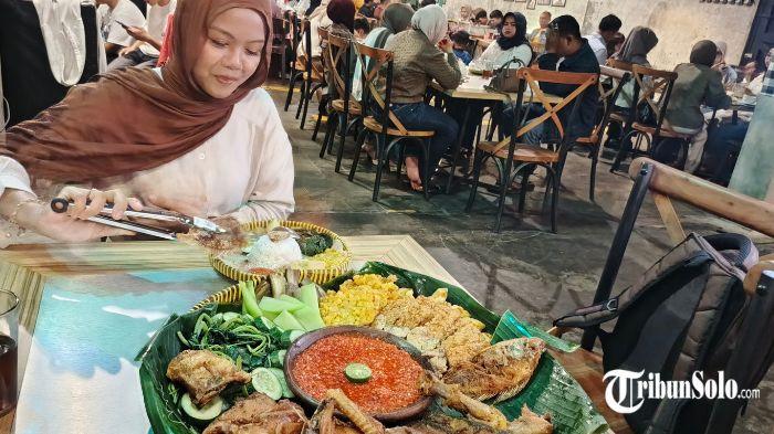 Resto Sego Tempong di Jalan Solo–Semarang