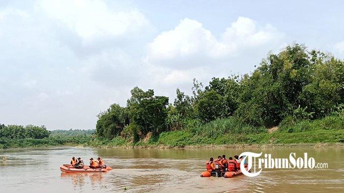 Pencarian Nenek Asal Sragen yang Hanyut di Sungai Bengawan Solo : Tempuh 20,5 Km, Belum Ditemukan