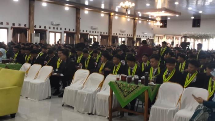 SMK Muhammadiyah 3 Karanganyar tahun 2026 meluluskan 472 siswa dari 4 bidang jurusan 
Tehnik Kendaraan  Ringan
Tehnik Sepeda Motor 
Tehnik Body Kendaraan Ringan
Desain Komunikasi Visual
Tehnik Elektronikal Industri