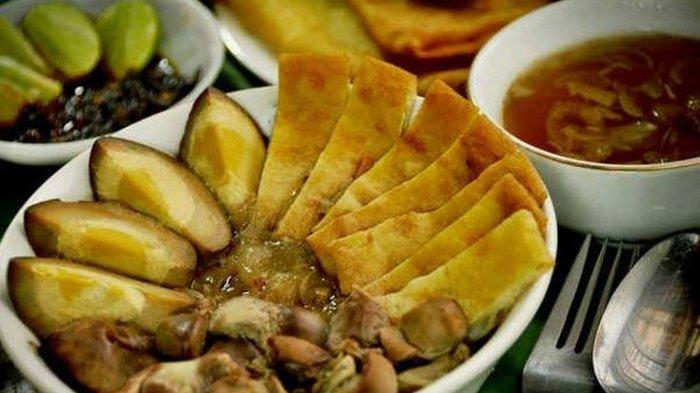 Sajian timlo di Timlo Maestro, Solo.