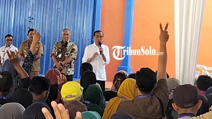 Momen Warga Sukoharjo Berlomba Agar Dipilih Jokowi Biar Dapat Sepeda, Ada yang Acungkan 2 Jari