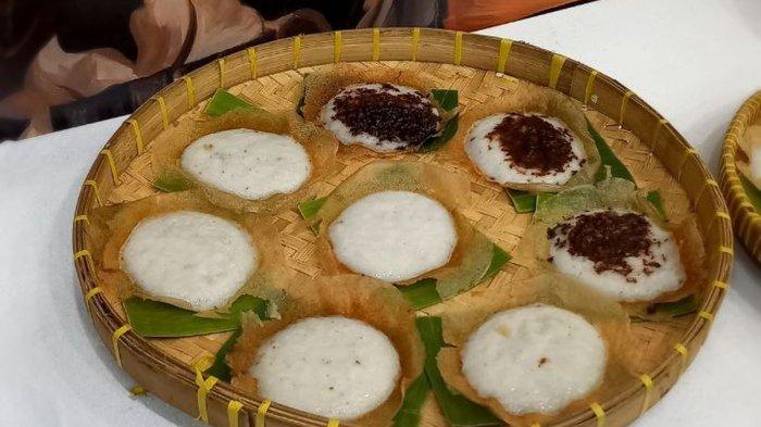 KULINER LEGENDARIS SOLO - Serabi Notosuman Ny. Lidia yang sudah berusia 1 abad di Solo, Jawa Tengah. Berikut rekomendasi serabi enak di Solo. (KOMPAS.com/YUHARRANI AISYAH)