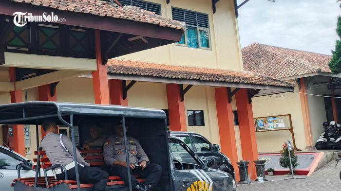 Keluarga Ungkap Pengakuan Mengejutkan Guru SMA Cepogo Boyolali yang Injak Siswa : Ada Setan Lewat