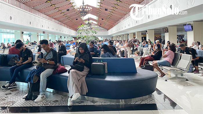 Suasana bandara adi soemarmo di boyolali