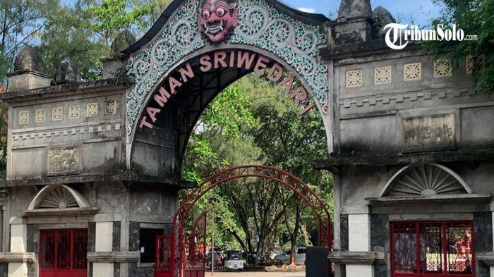 POLEMIK SRIWEDARI - Suasana kawasan Sriwedari Solo, Selasa (12/5/2026). Polemik sengketan Taman Sriwedari kembali mencuat usai pihak ahli waris almarhum KRMT Wiryodiningrat buka suara soal peninjauan yang dilakukan oleh Pemkot Solo bersama Kejaksaan Agung.