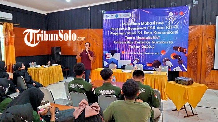 Tribun Solo Adakan Pelatihan Jurnalistik untuk Penerima CSR dan KIP-Kuliah Universitas Terbuka