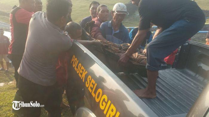 DIEVAKUASI - Tri Yatno (55), warga Desa Singodutan, Kecamatan Selogiri, ditemukan meninggal dunia di tepi Waduk Tandon Selogiri Wonogiri, pada Sabtu (27/9/2025). Korban pertama kali ditemukan oleh warga yang sedang mencari ikan.