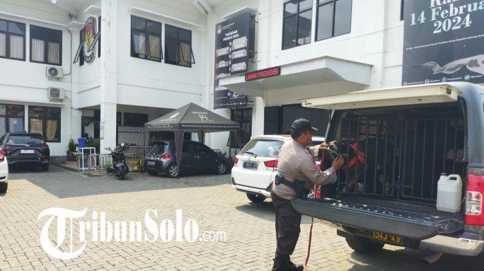 Patroli dan Sterilisasi Kantor KPUD, Polres Klaten Kerahkan Unit Satwa