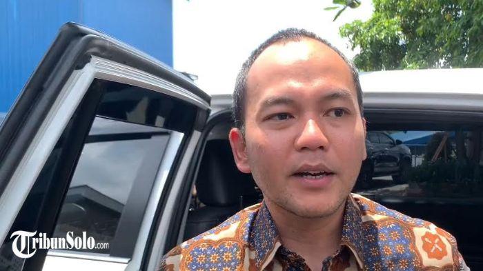 WFH ASN - Wali Kota Solo, Respati Ardi merespons soal wacana Work From Home (WFH) untuk Aparatur Sipil Negara (ASN) sebagai dampak perang AS-Israel vs Iran di lingkup Pemkot Solo, Sabtu (28/3/2026). Pemkot Solo tengah merancang aturan WFH bagi ASN di lingkupnya.