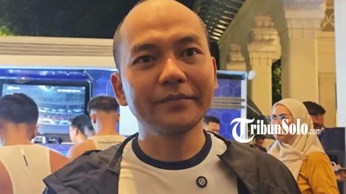 DISOMASI - Wali Kota Solo Respati Ardi saat ditemui di Loji Gandrung, Minggu (22/2/2026). Ia memastikan oknum ASN yang menyebarkan data pribadi Rio Haryanto mendapat sanksi setimpal.