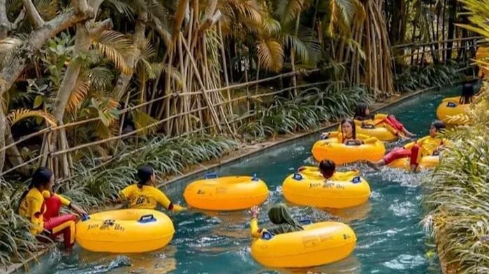 Waterboom Jogja menyediakan fasilitas yang lengkap