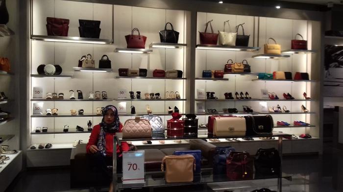 Tas Cantik Merek Charles & Keith Ini Diskon Hingga 50% di Solo Paragon Mall