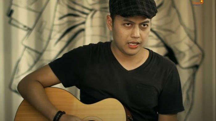 Chord Kunci Gitar dan Lirik Kusuka - Adam Suraja : Dari Mata, Dari Kata, Turun ke Hati . . .