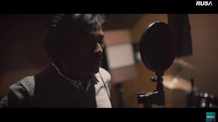 Chord Kunci Ukulele Cinta Tiga Segi (Trilogik Cinta) - Saleem, Mengapa Ini Semua Harus Berlaku