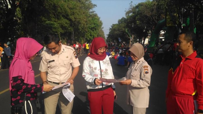Polri Buka Penerimaan CPNS Aneka Formasi, Jajaran Polresta Solo Gelar Sosialisasi di CFD