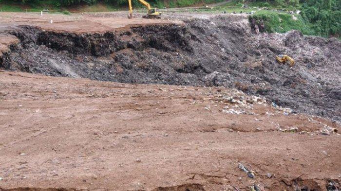 Korban Selamat Longsor di TPSA Cilowong Serang: Tergulung Timbunan Sampah ke Bawah Sekitar 200 Meter