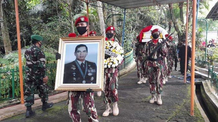 Jenazah Tiba Ditandu Prajurit Kopassus, Wismoyo Arismunandar Dikenal Sebagai Jenderal Kharismatik