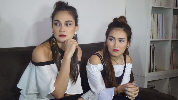 Deretan Artis Wanita Ini Ikut Memandikan Jenazah Julia Perez