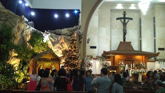 Ibadah Malam Natal di Gereja Santo Paulus Kleco, Solo, Berlangsung Lancar