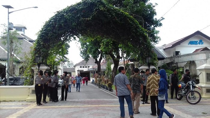 Pengamanan Loji Gandrung Ditingkatkan Saat Wali Kota Solo Gelar Open House Natal
