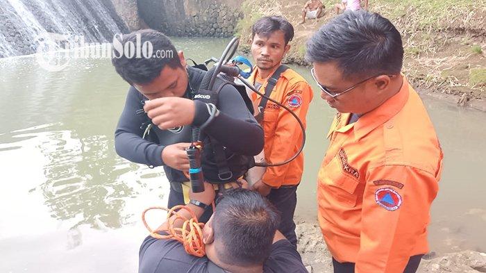Pencairan Bocah Tenggelam di Sungai Gaum Karanganyar : Sudut Pandang Minim, Pakai Alat Penyelam