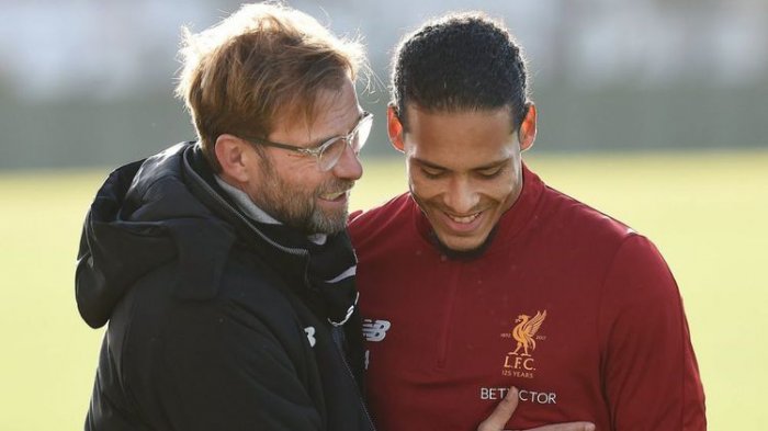 Sebelum Jadi Bek Termahal Dunia, Virgil Van Dijk Pernah Jadi Pencuci Piring di Restoran