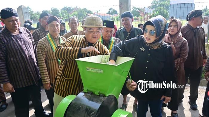 WISATA BARU SUKOHARJO - Bupati Sukoharjo, Etik Suryani, meresmikan destinasi wisata baru di kawasan Gunung Kunci, Kecamatan Kartasura, pada Minggu (16/11/2025).