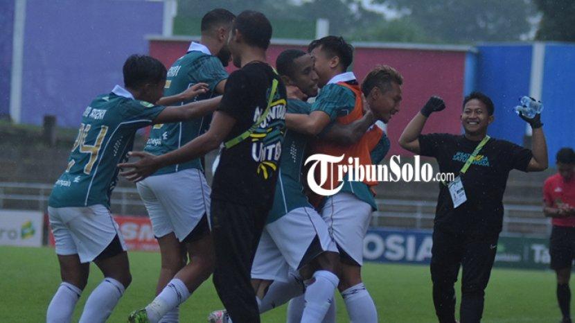 Selebrasi-Pemain-Nusantara-United.jpg