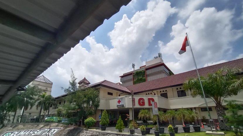 RS Dr. Oen Kandang Sapi Solo.