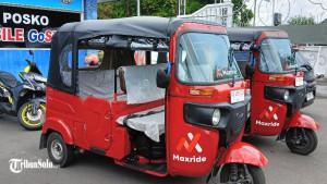 2-kendaraan-bermotor-roda-3-jenis-Bajaj.jpg