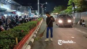 BUKA-LAPANGAN-KERJA-Warga-Rejosari-yang-menjadi-petugas-kebersihan-Jumat-1292025.jpg