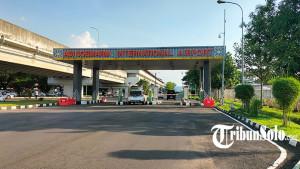 Bandara-adi-soemarmo-boyoalli.jpg