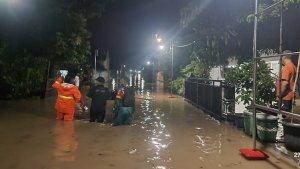 Banjir-merendam-5-kecamatan-di-wilayah-Kabupaten-Sragen-pada-Senin-2712025.jpg
