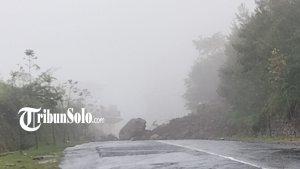 Batu-Longsor.jpg