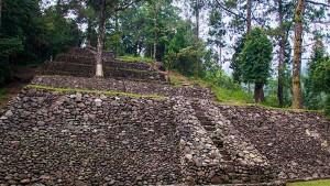 Beginilah-asal-usul-Candi-Kethek-di-lereng-Gunung-Lawu.jpg