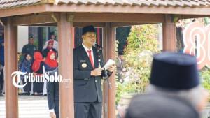 Bupati-Klaten-Hamenang-Wajar-Ismoyo-membacakan-amanat.jpg